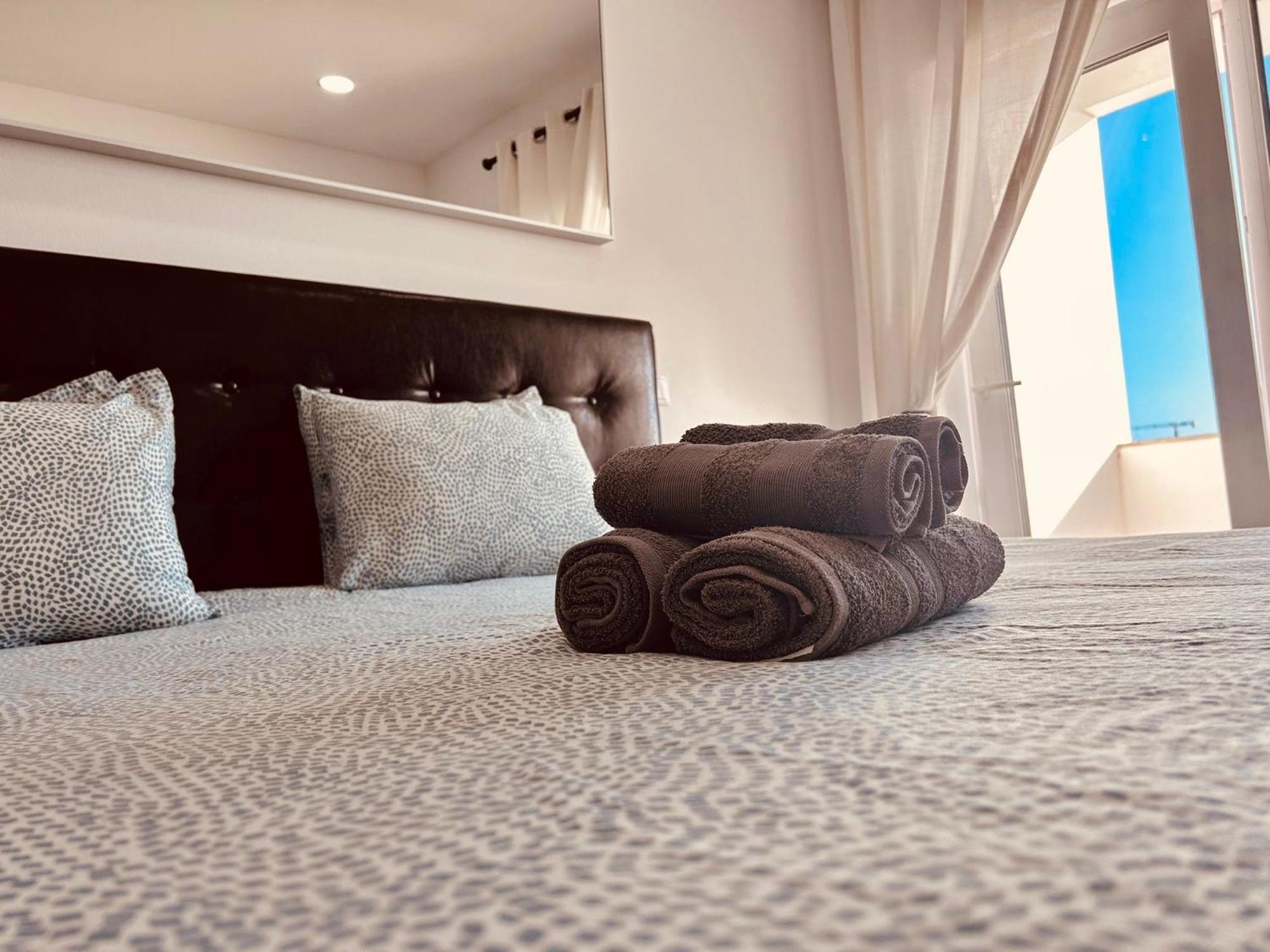 Central Lagos Apt With Marina Views Near Beaches المظهر الخارجي الصورة